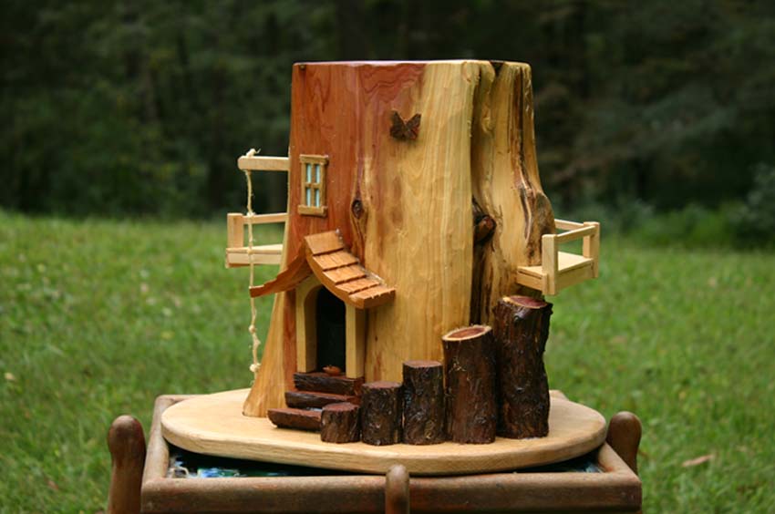 Tree Fort Birdhouse | Robert S. Shuping Wood Works