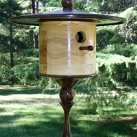 Traditional Style Songbird House